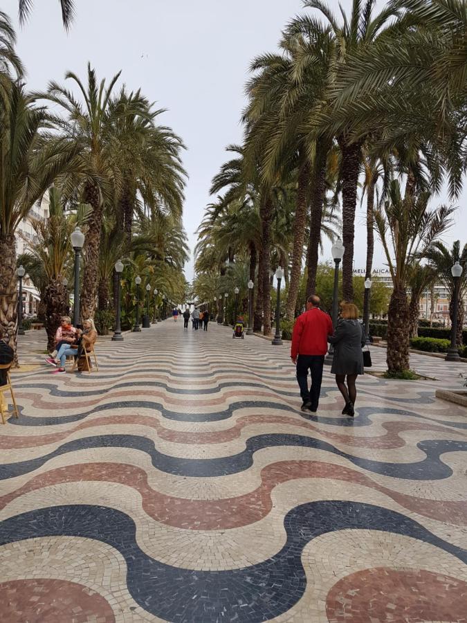 Centric Rooms Mercado Alicante Exterior foto